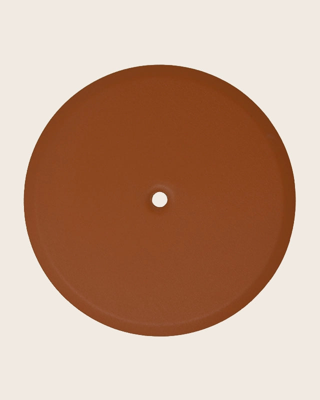 Piattello 14 cm tappo pozzetto arancio sabbiato, vista frontale della maniglia e della bocca di erogazione - Exagonshop