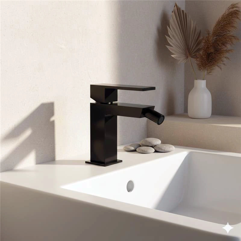 Pillar Miscelatore bidet con scarico click clack nero opaco, vista frontale della maniglia e della bocca di erogazione...