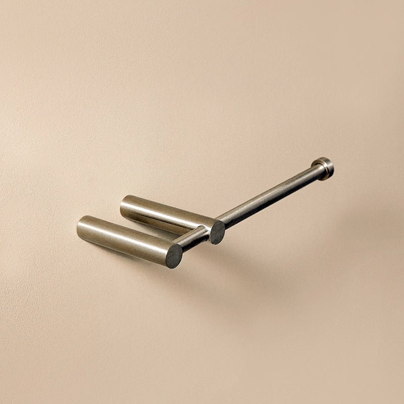 Portarotolo Senza Coperchio inox Satinato Logic Cosmic montato a parete, vista del design e della finitura - Industrias...