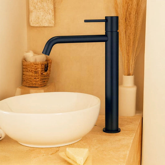 Rubinetto miscelatore alto per lavabo senza scarico in ottone nero opaco Memo