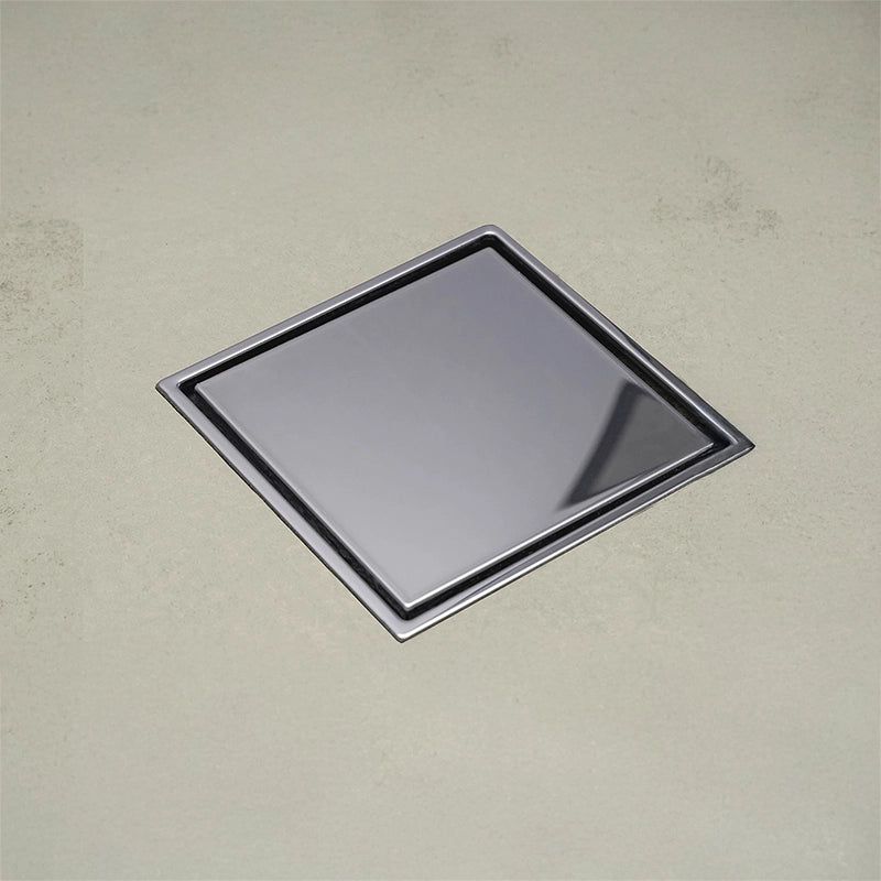 Scarico doccia 15x15 sifone Uscita Dm 50 quadrato cromo in acciaio inox visto dall'alto con superficie e piletta di...