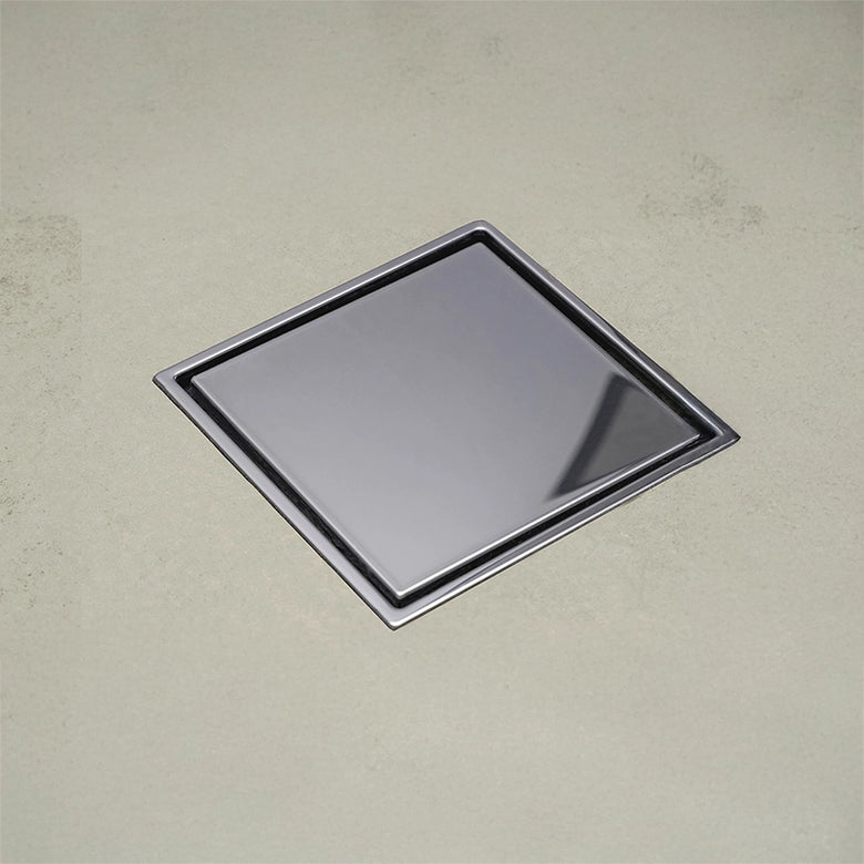 Scarico doccia 15x15 sifone Uscita Dm 50 quadrato cromo in acciaio inox visto dall'alto con superficie e piletta di...
