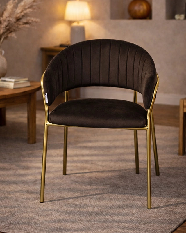 Sedia da pranzo effetto velluto Korinne marrone scuro, vista laterale della struttura e del profilo - Exagonshop