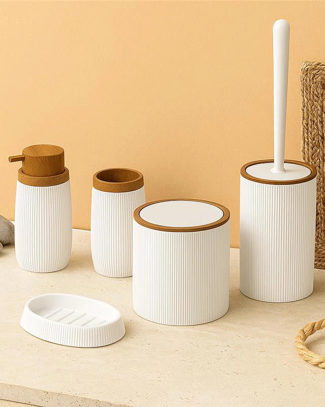 Set accessori bagno bianco 5pz London in opaco e naturale montato a parete, vista del design e della finitura - Exagonshop