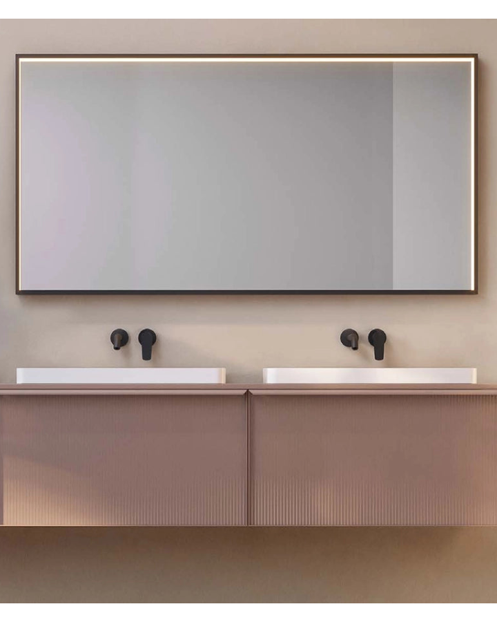 Specchio 120x80 illuminato nero opaco Torino spenta, dettaglio del corpo lampada e dei materiali - Exagonshop