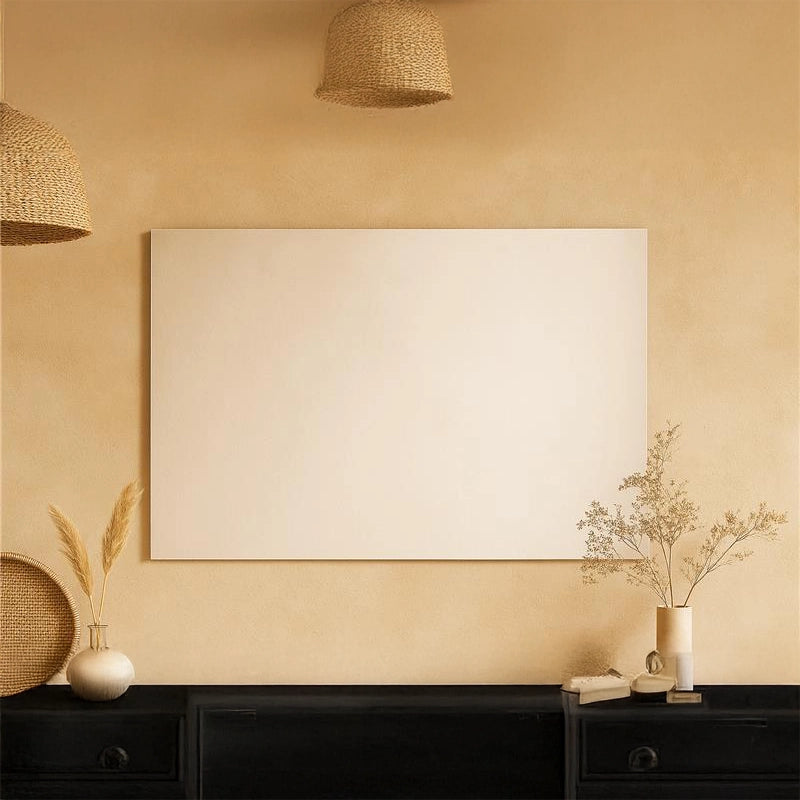 Specchio 90x60 filo lucido con Telaio in pvc color alluminio con lavabo e rubinetteria, vista frontale su sfondo neutro...
