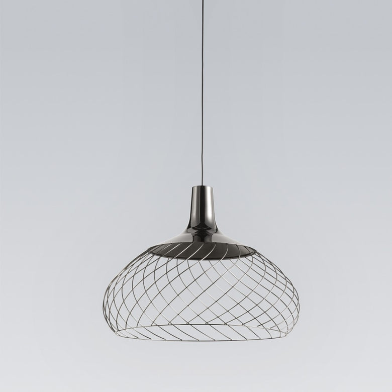 Linea Light Stilnovo Mongolfier P3 Lampada a sospensione accesa in ambiente, design e diffusione della luce