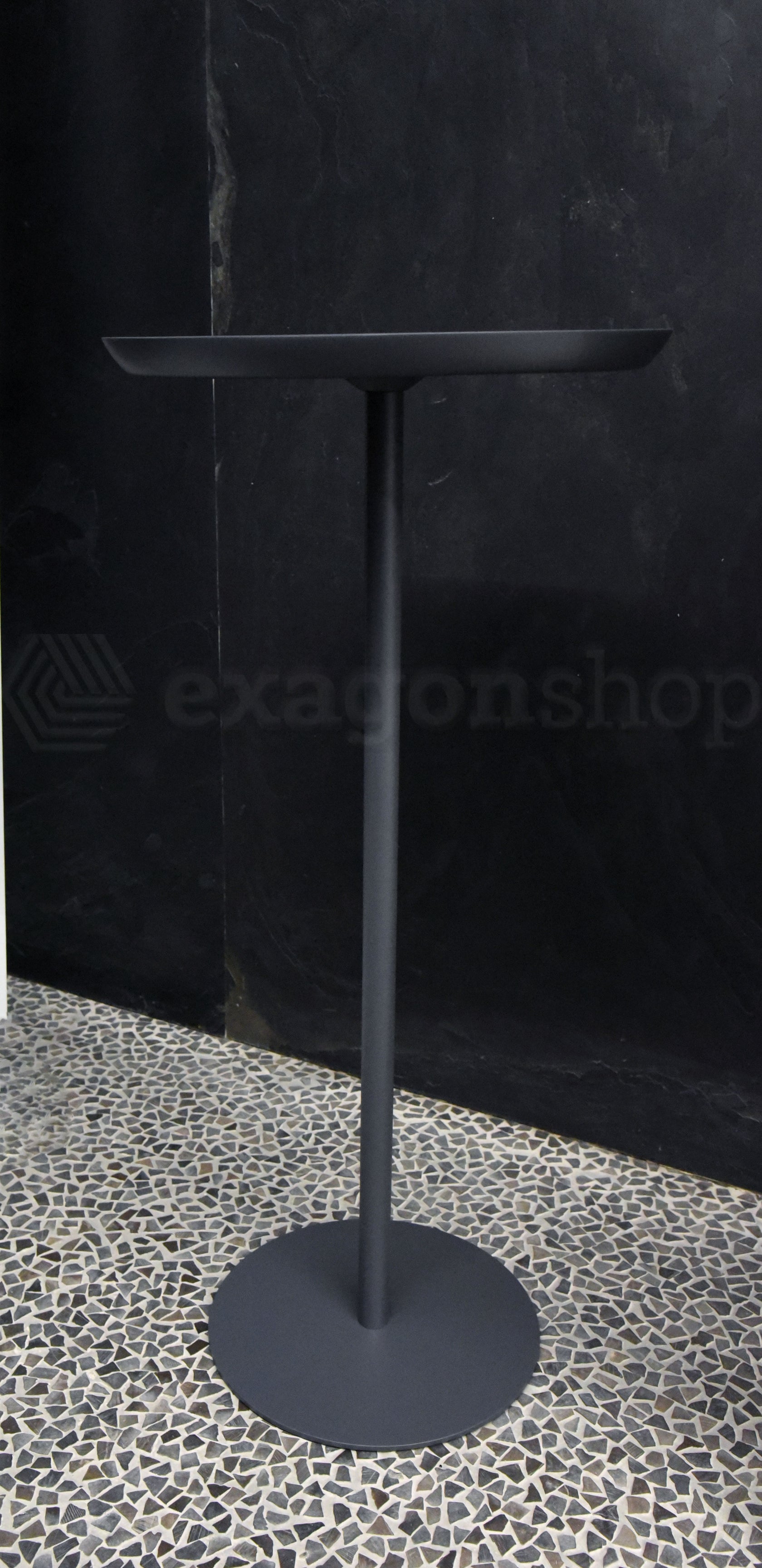 Antonio Lupi Lino2 Tavolino 36 cm in Cristalplant Matita, dettaglio ravvicinato dei materiali - Antonio Lupi Design
