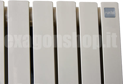 Radiatore 220x110 ad acqua doppio verticale 25 elementi in acciaio Ral730 seconda scelta Champagne Runtal AX