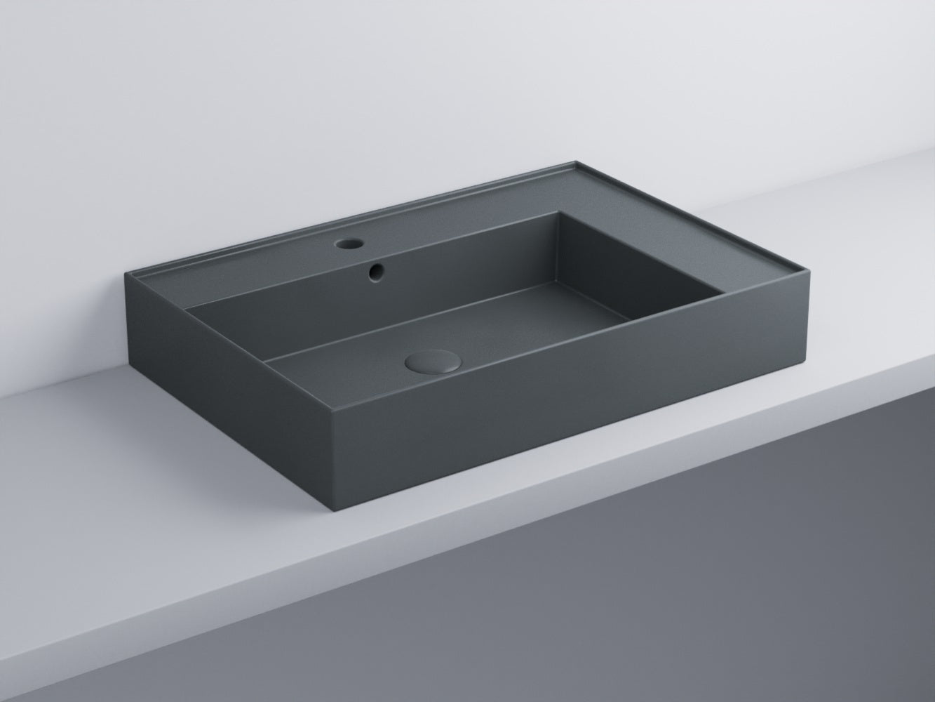 Cielo Enjoy Lavabo 70x48 Sospeso O Da Appoggio Rettangolare in ceramica ambientato su piano bagno con accessori