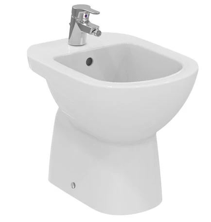 Bidet monoforo 48,5x36 in ceramica bianco europeo Gemma 2, vista frontale su sfondo bianco