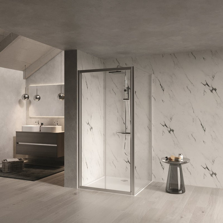 Novellini Elyane Sf Box Doccia angolare 80x80 a soffietto Cromato installato in bagno moderno con ante in vetro temperato