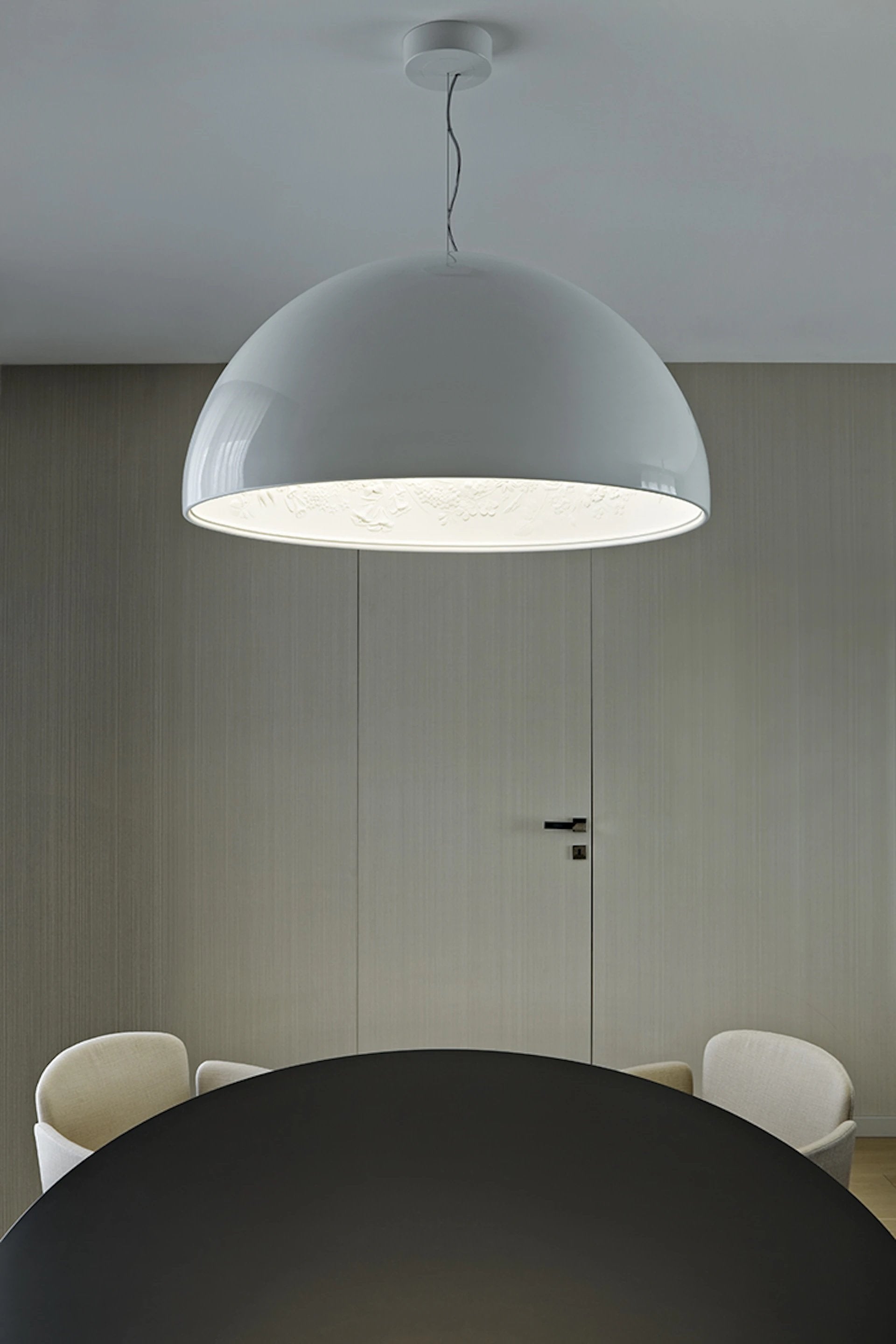Flos Skygarden 1 Lampada 60 cm sospesa Bianco lucido spenta, dettaglio del corpo lampada e dei materiali
