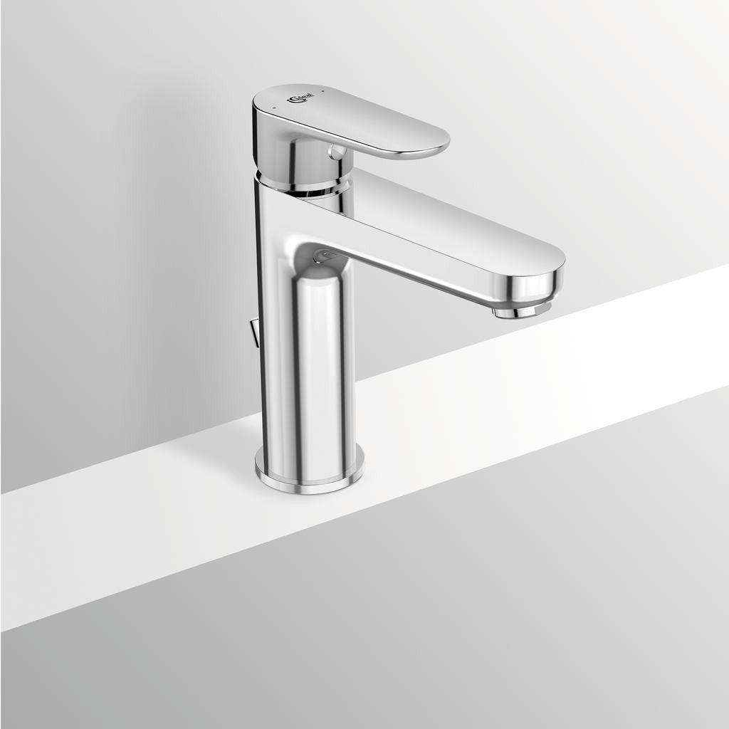 Ideal Standard Cerafine set miscelatori Lavabo Bidet Vasca ambientato in box doccia con pareti in vetro