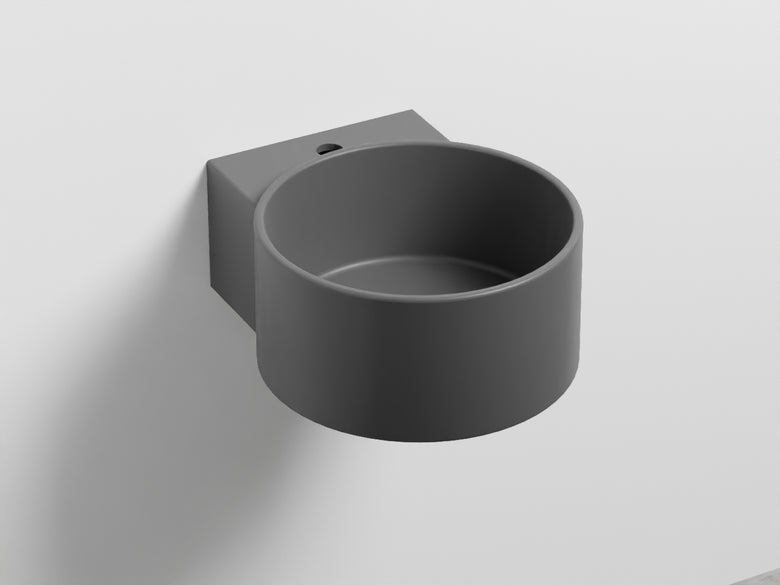 Cielo Sella Lavabo 40x48 Monoforo sospeso Senza Troppopieno in ceramica ambientato su piano bagno con accessori