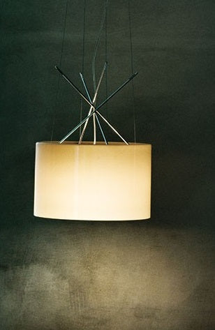 Flos Ray Suspension Lampada 43 cm a Sospensione grigio Vetro spenta, dettaglio del corpo lampada e dei materiali