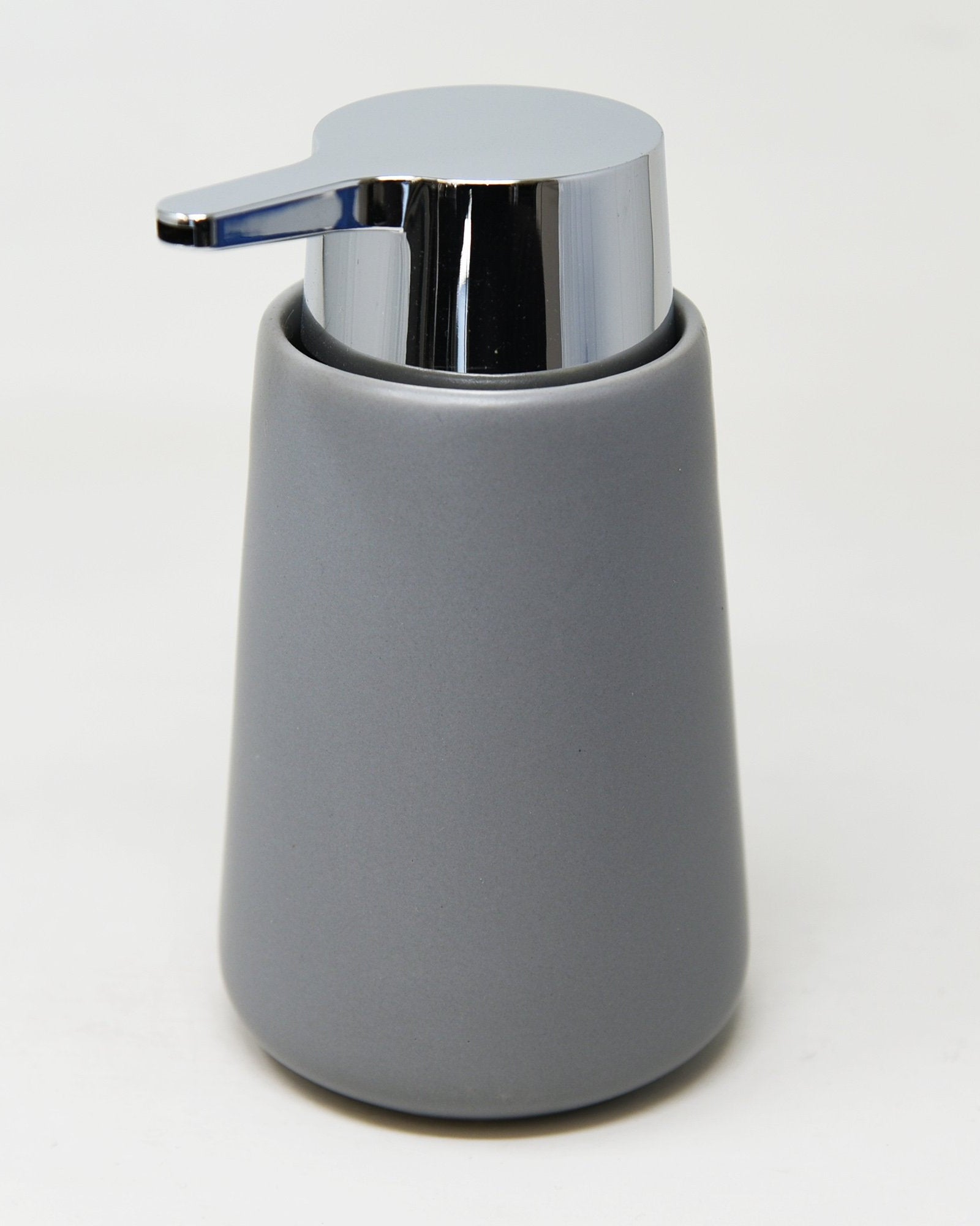 Dispenser sapone in ceramica grigio Sidney, dettaglio ravvicinato del materiale e dell'aggancio - Exagonshop