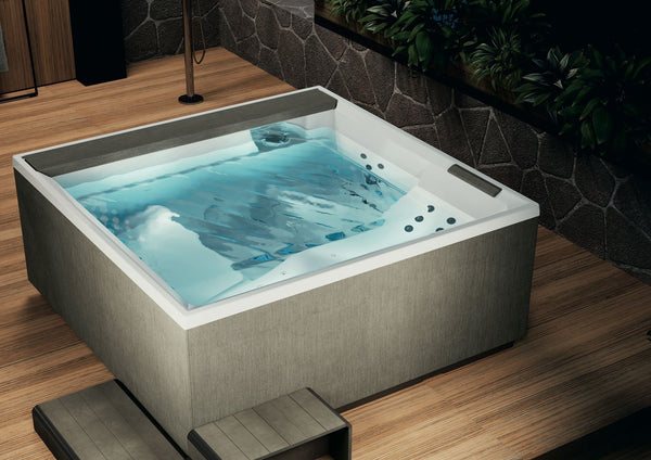 Novellini Divina XL Spa Outdoor minipiscina vasca idromassaggio da esterno con cromoterapia audio bluetooth UV Copertura termica