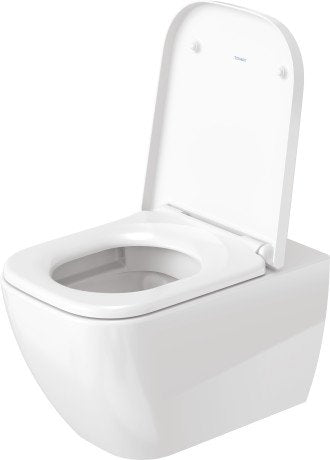 Duravit Happy D2 coppia sanitari sospesi wc senza brida con 00 Bianco ambientato su piano bagno con accessori