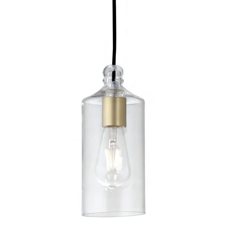 Miloox Ebe Lampada A Sospensione con diffusore in vetro accesa in ambiente, design e diffusione della luce