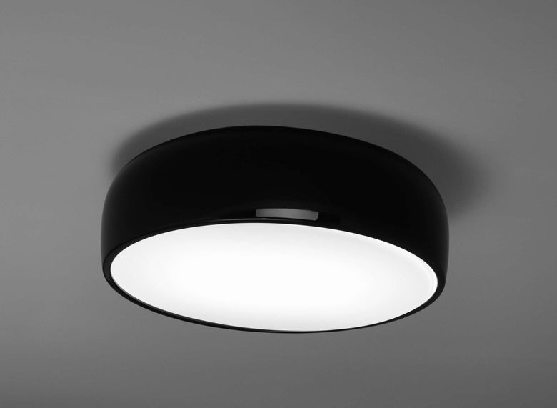 Flos Smithfield Ceiling Pro Lampada led 60 cm da soffitto in alluminio e lucido accesa in ambiente, design e diffusione...