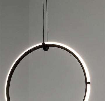 Flos Arrangements Round Small Lampada 40 cm a sospensione Nero Opaco spenta, dettaglio del corpo lampada e dei materiali