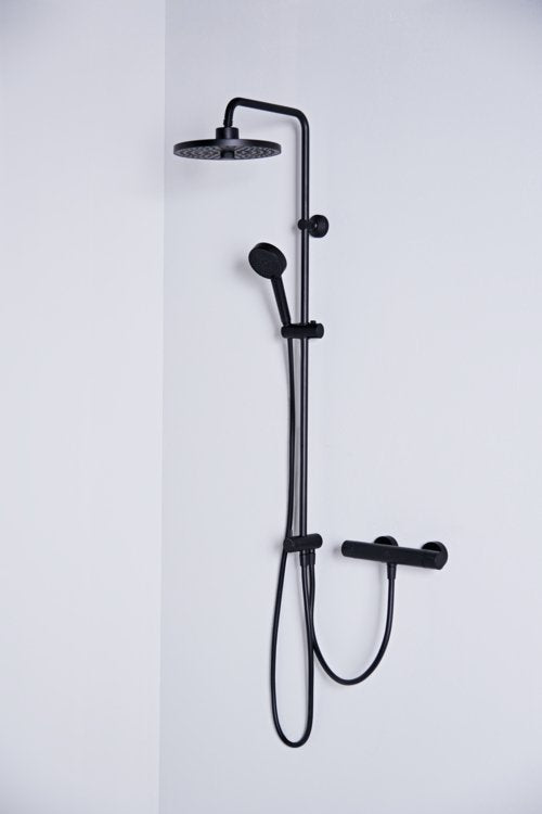 ideal standard idealrain colonna doccia con deviatore Nero Opaco, dettaglio ravvicinato della finitura e del marchio