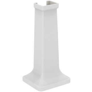 Ideal Standard Calla Colonna Per Lavabo Calla Bianco Europeo ambientato su piano bagno con accessori