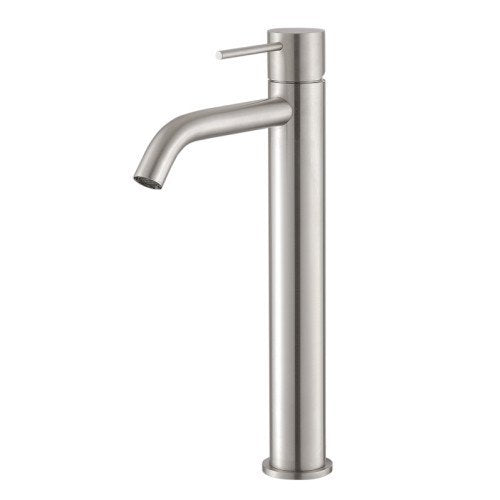 Treemme 40mm miscelatore lavabo alto 258 mm inox satinato Acciaio in acciaio inox ambientato su piano bagno con accessori...