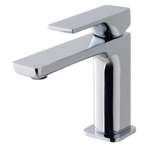 Treemme Hask IT6A11CCHAZZ miscelatore monocomando lavabo Cromo Lucido in ottone ambientato su piano bagno con accessori...