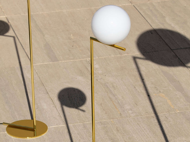 Flos IC F1 10 Anniversary Lampada a terra Oro con dimmer Oro 24k, particolare del diffusore luminoso