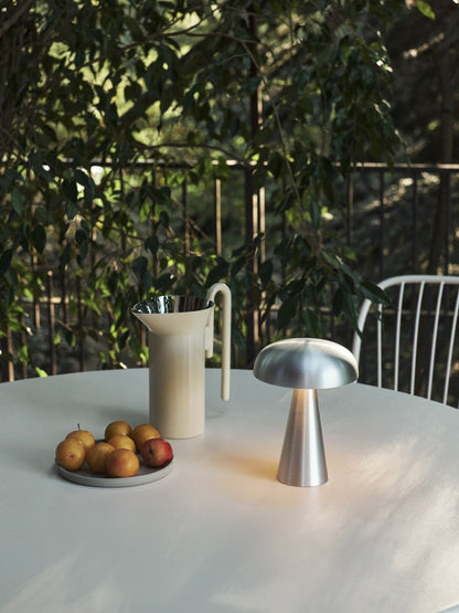 Lampada fungo ricaricabile 16 cm con cavo usb magnetico alluminium &Tradition Como SC53