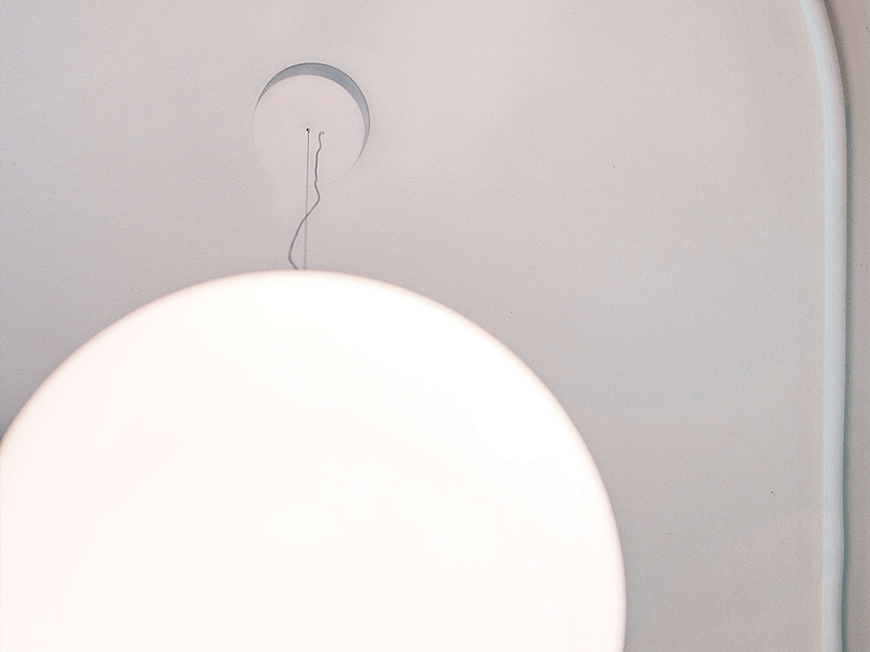 Flos My Sphere Lampada sfera a sospensione 45 cm, particolare del diffusore luminoso