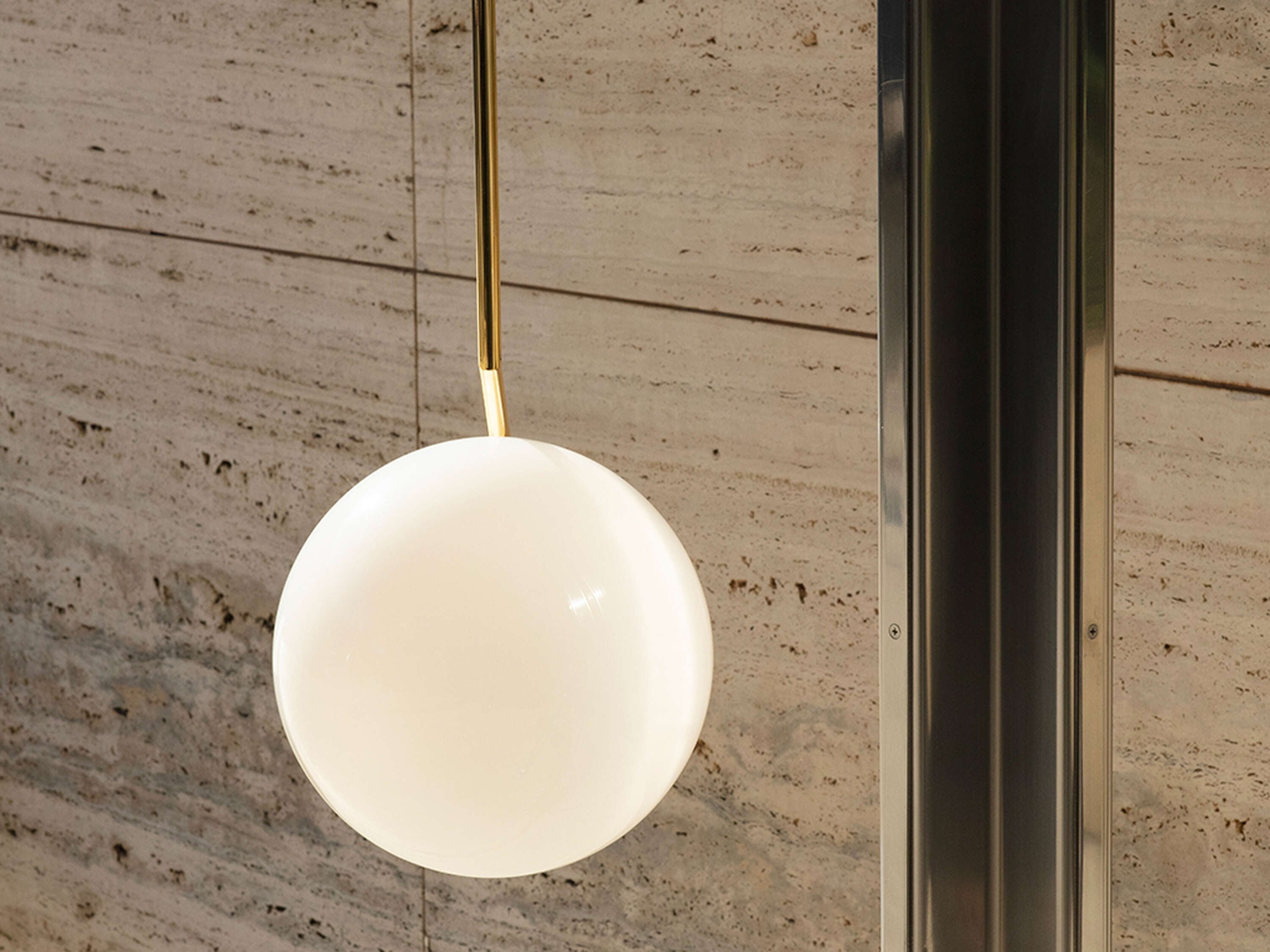 Flos IC S2 10 Anniversary Lampada sospesa telaio placcato, vista del design e della finitura