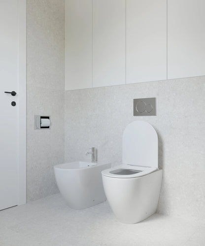 Sanitari filomuro ceramica vaso e bidet con sedile chiusura rallentata Linea Zeta
