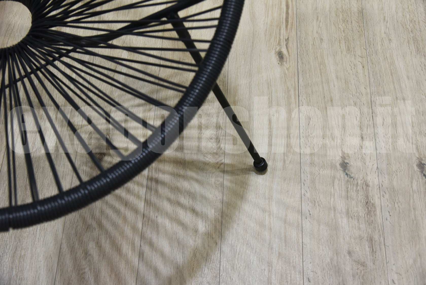 Pavimento 145x90 Effetto Legno rettificato Prima Scelta In posata in ambiente arredato, dettaglio della venatura