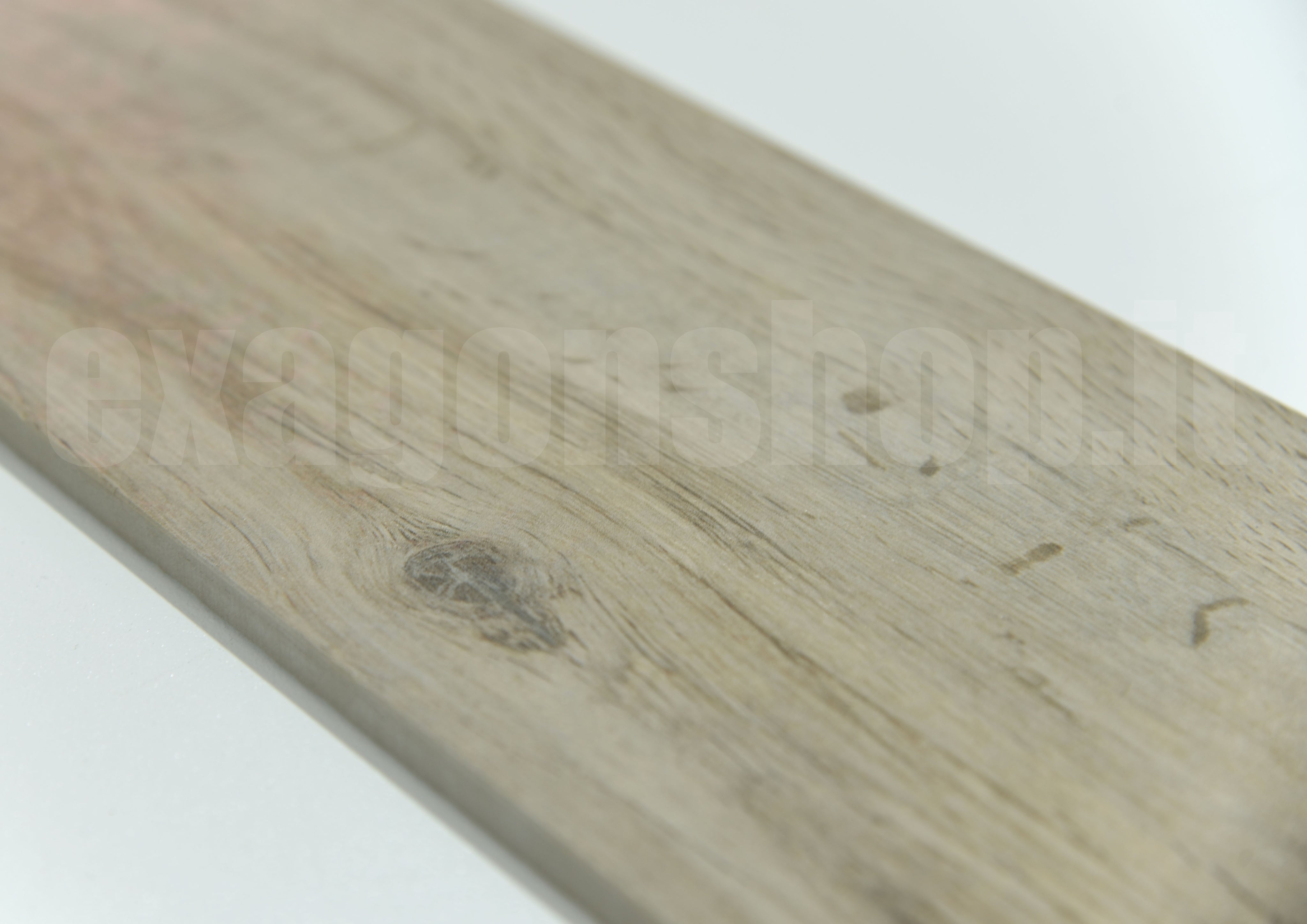 Pavimento 145x90 Effetto Legno rettificato Prima Scelta In, superficie e texture ravvicinata del gres