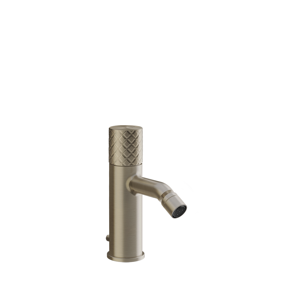 Gessi Miscelatore bidet con scarico brass brushed pvd, vista frontale della maniglia e della bocca di erogazione