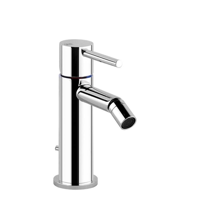Emporio Gessi Via Tortona Miscelatore Bidet Con Scarico e, dettaglio ravvicinato della finitura e del marchio