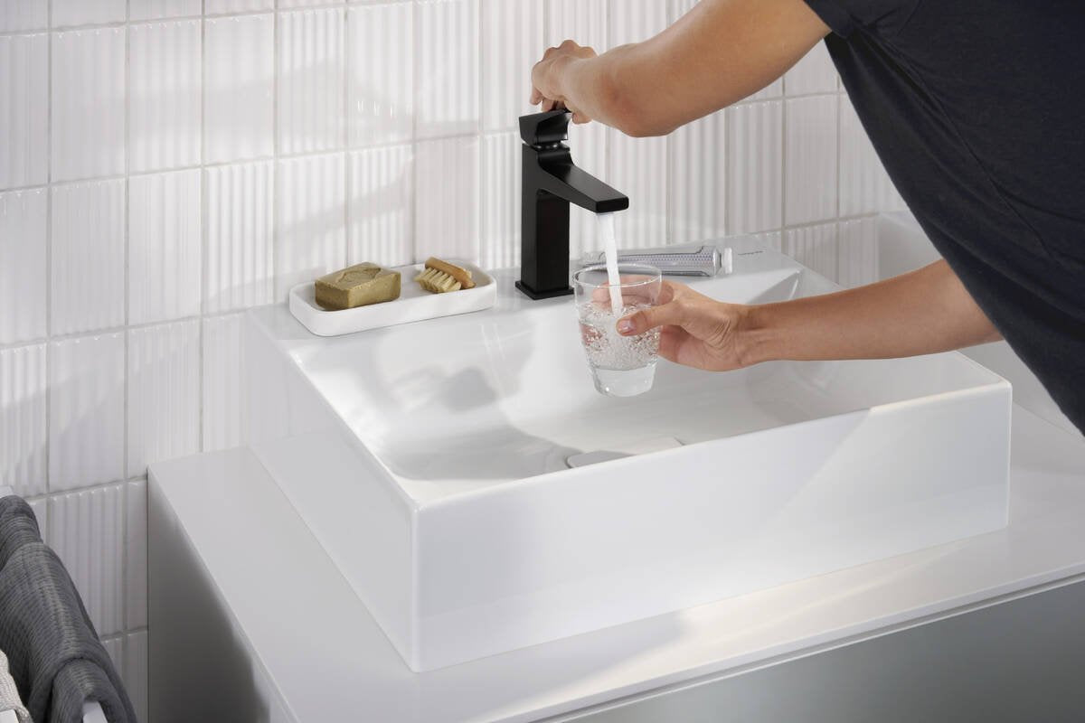 Hansgrohe Metropol Miscelatore lavabo 110 con piletta push, vista laterale del profilo e della forma