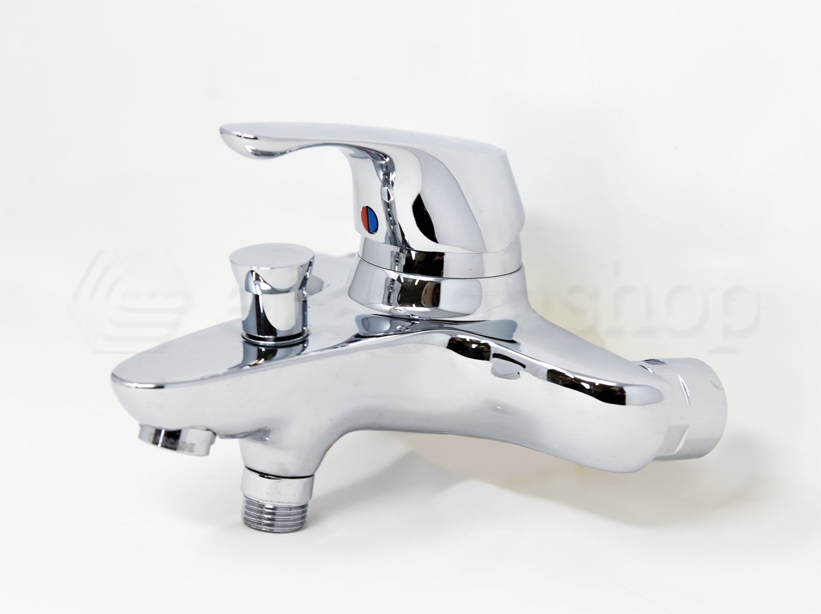 Ideal Standard Cerasprint Miscelatore Vasca Esterno Cromo Cromo Lucido ambientato in box doccia con pareti in vetro