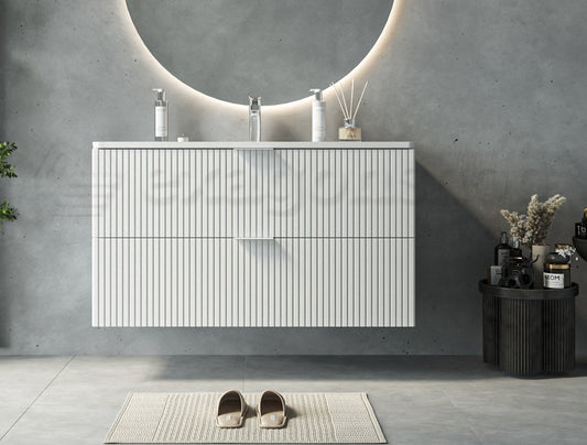 Mobile bagno bianco opaco 82x47 cannettato Teramo con lavabo in ceramica due cassetti