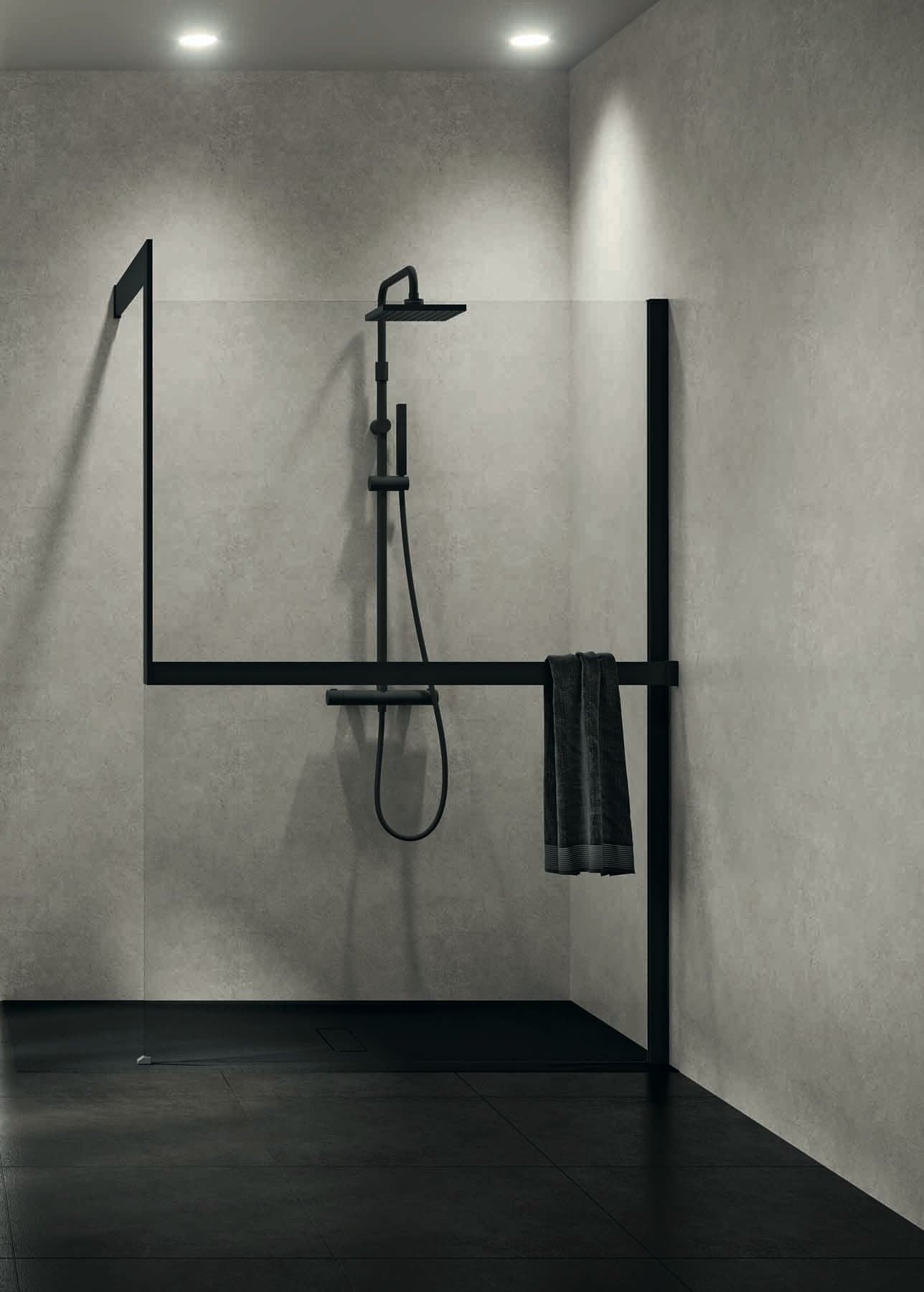 Novellini Kuandra H Parete doccia 117 a 120 cm H 200 nero installato in bagno moderno con ante in vetro temperato