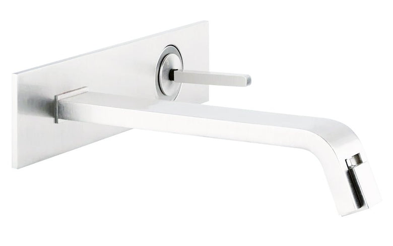 Gessi Rettangolo Xl Parti Esterne Per Miscelatore Bidet Bianco Xl Cromo, vista frontale della maniglia e della bocca di...