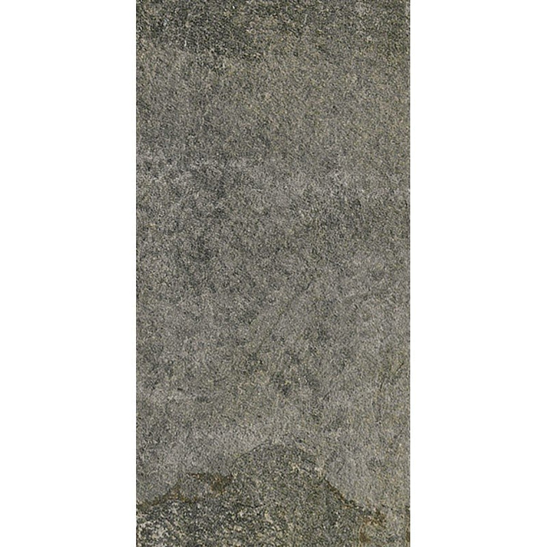 Pavimento rivestimento 30x60 in gres porcellanato in rettificato e naturale, superficie e texture ravvicinata del gres...