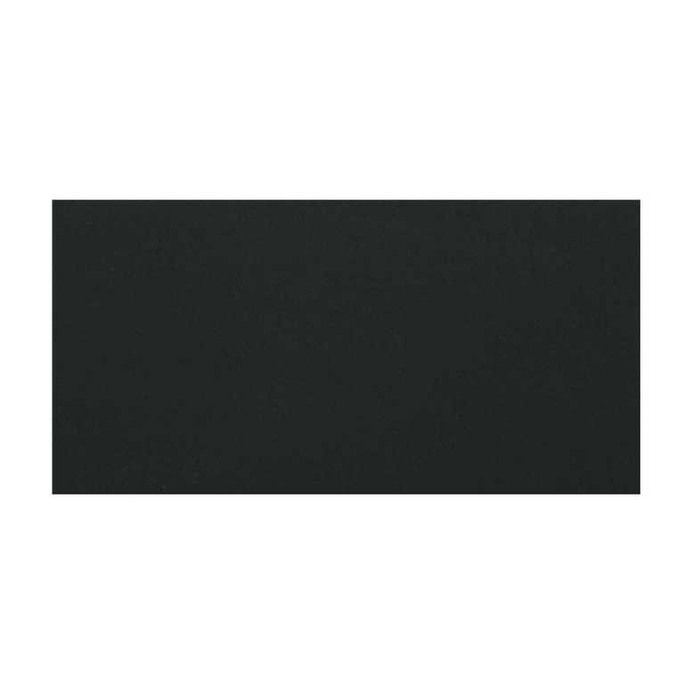Pavimento rivestimento 30x60 rettificato 9 mm black in naturale, superficie e texture ravvicinata del gres - Florim Ceramiche