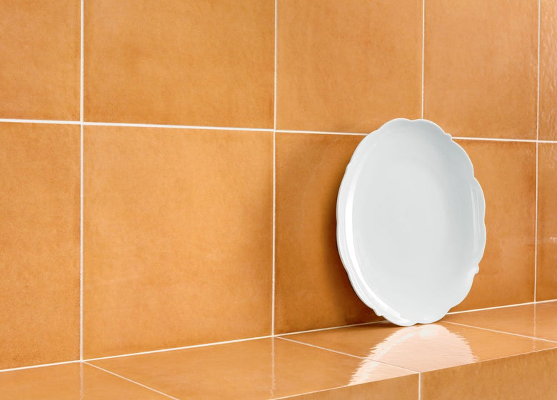 Pavimento Rivestimento 60x60 in Gres smaltato rettificato posata in ambiente arredato, dettaglio della venatura