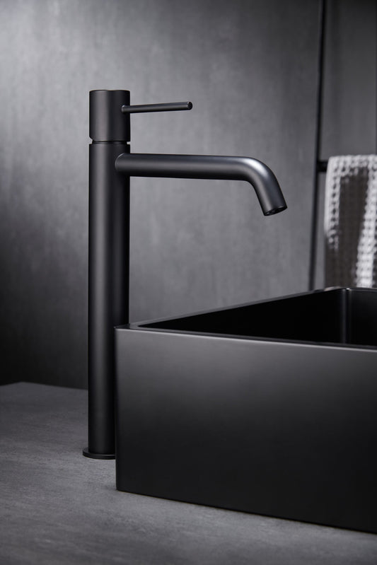 Rubinetto miscelatore alto per lavabo senza scarico in ottone nero opaco Memo