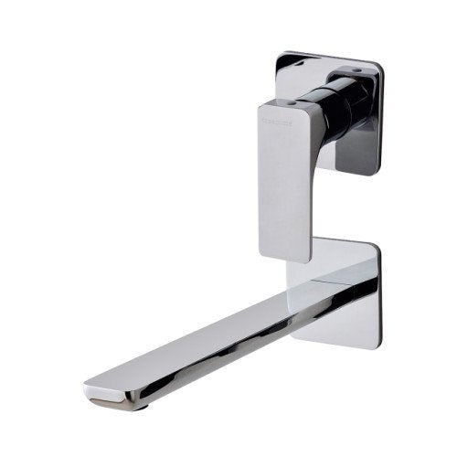 Treemme Hask RWIT6AD3CC01 miscelatore lavabo 233 mm senza Cromo Lucido ambientato su piano bagno con accessori...