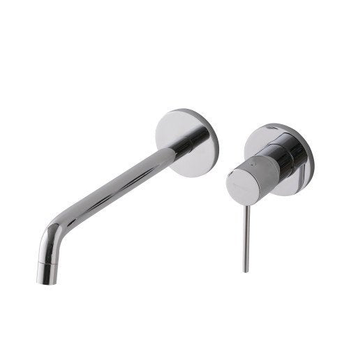 Treemme Up+ miscelatore lavabo 226mm senza parte incasso Cromo Lucido ambientato su piano bagno con accessori...
